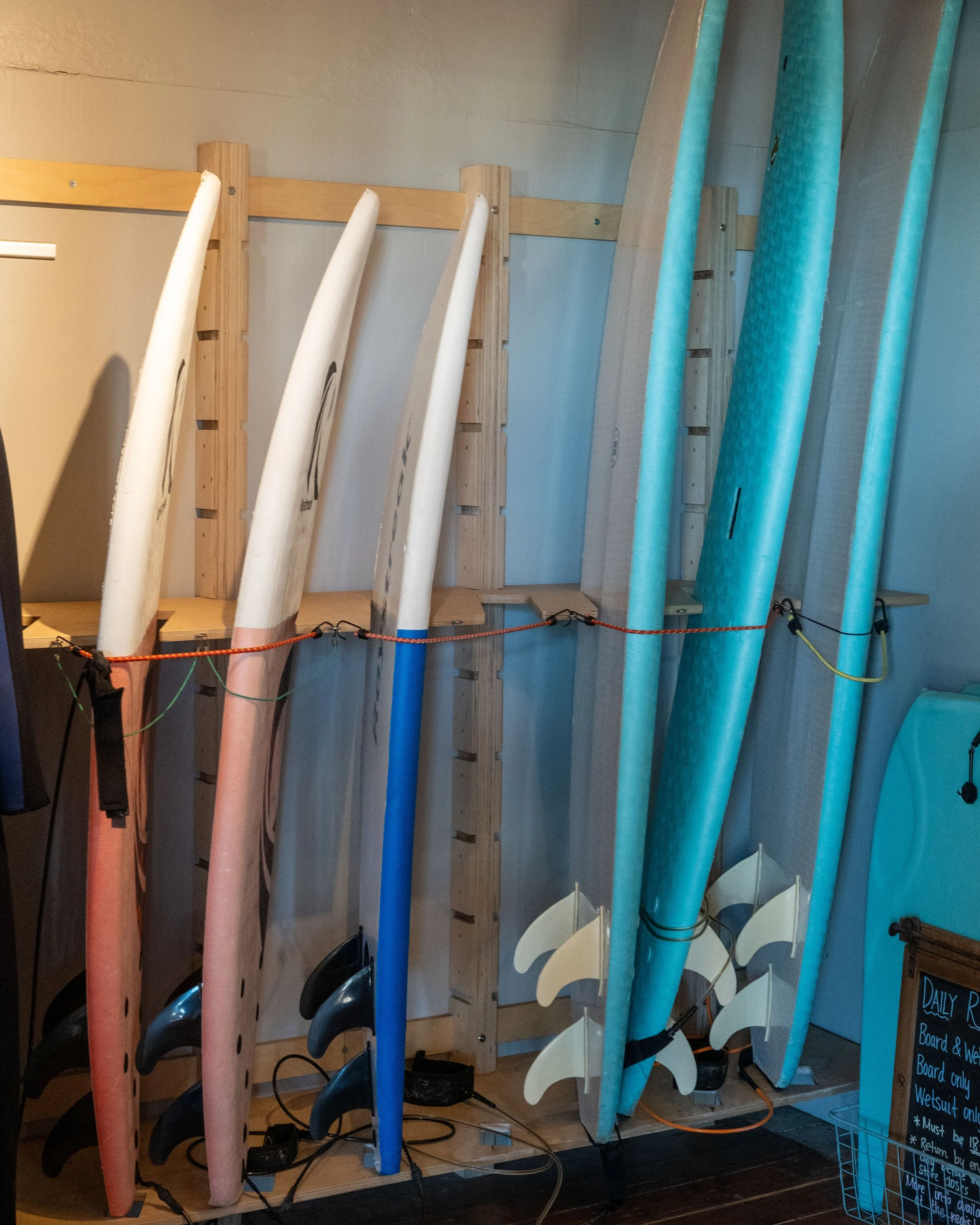 ブライトリビエラ Surf rental available in the General Store with wet suit and board
