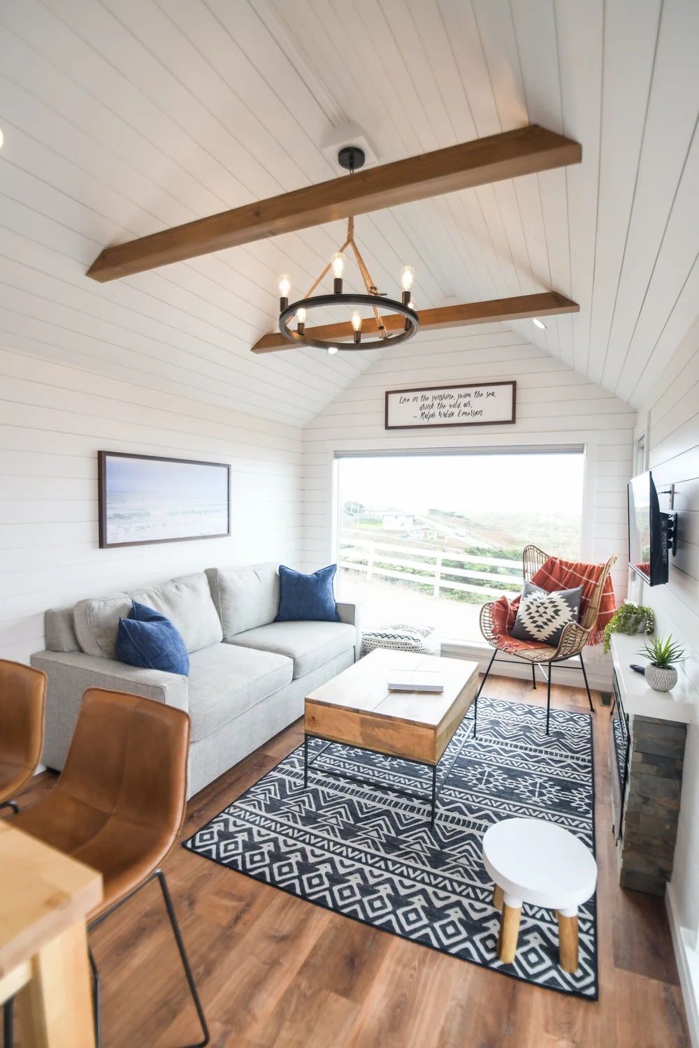 Coho Cottage Livingroom